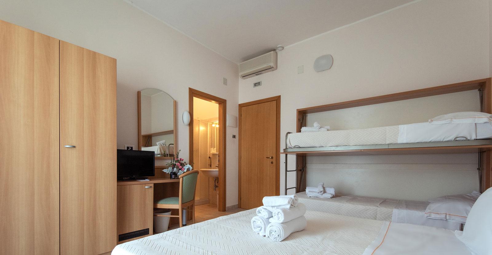 adria-hotel it camere 021